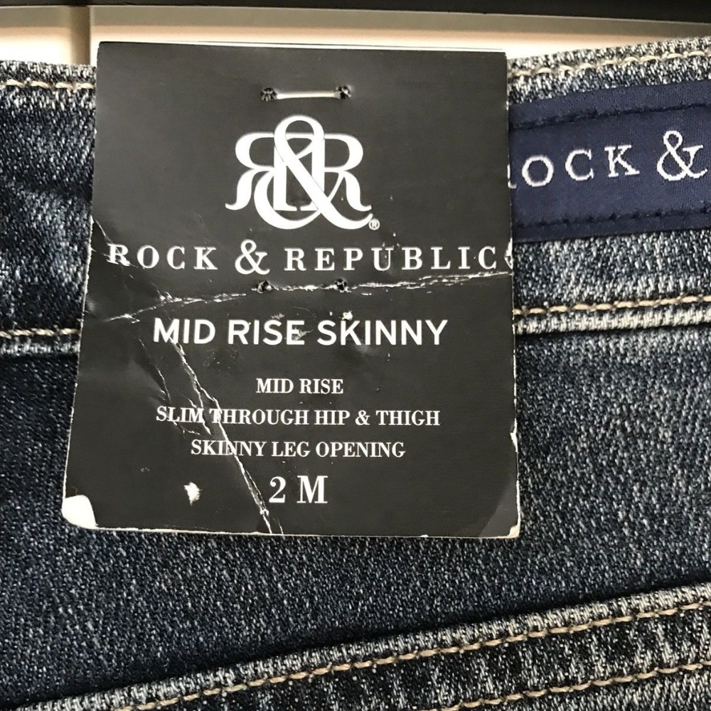 ROCK & REPUBLIC Midrise Berlin skinny jeans 2M - Picture 4 of 8